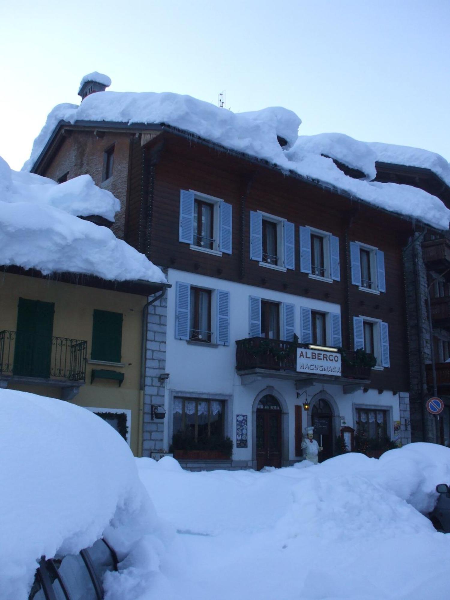 Albergo Ristorante Macugnaga Extérieur photo