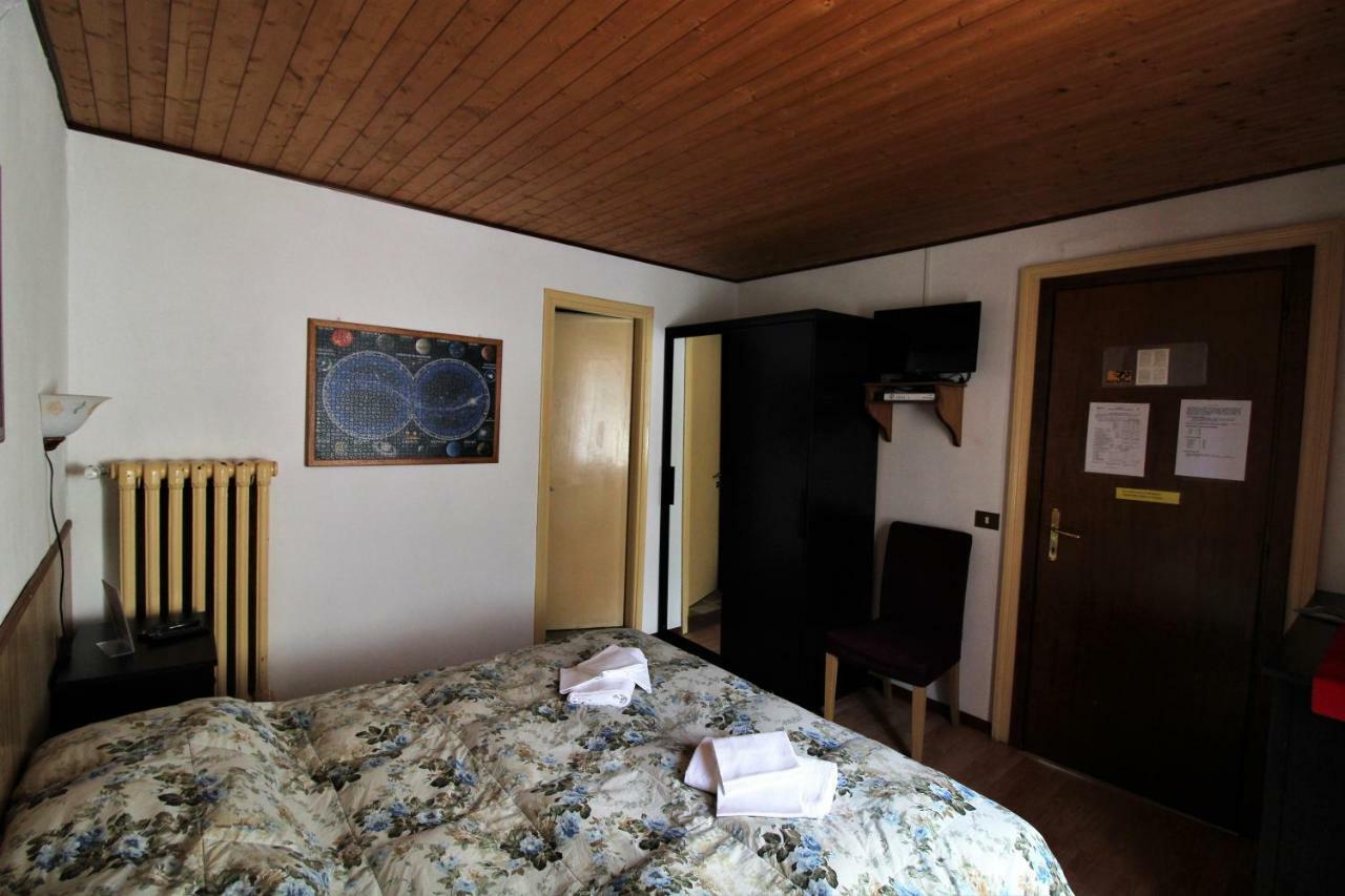 Albergo Ristorante Macugnaga Extérieur photo